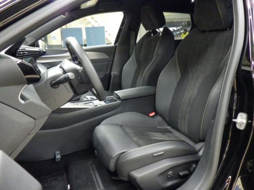 Peugeot e-308 GT Avantage EV 54 kWh 99%SOH! 8 Jaar Garantie! | Massage | Warmtepomp | Elektr. Stoelen | Adaptiv... ActivLease financial lease