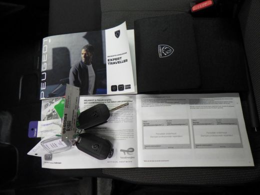 Peugeot e-Expert EV L2 75 kWh | Navi | Airco | Camera | Cruise control | DAB | Bankje | PDC achter | Lat om lat | ActivLease financial lease