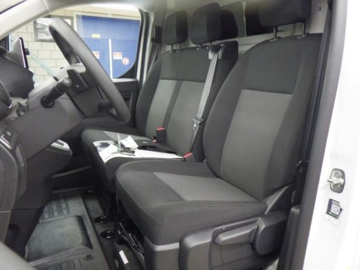 Peugeot e-Expert EV L2 75 kWh | Navi | Airco | Camera | Cruise control | DAB | Bankje | PDC achter | Lat om lat | ActivLease financial lease