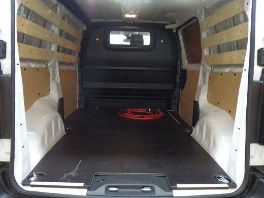 Peugeot e-Expert EV L2 75 kWh | Navi | Airco | Camera | Cruise control | DAB | Bankje | PDC achter | Lat om lat | ActivLease financial lease