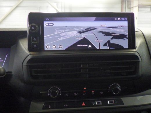 Peugeot e-Expert EV L2 75 kWh | Navi | Airco | Camera | Cruise control | DAB | Bankje | PDC achter | Lat om lat | ActivLease financial lease