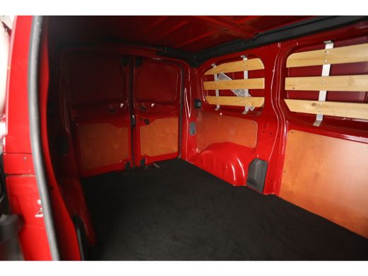 Peugeot Expert 2.0 BlueHDI L2H1 | Euro6 | Airco | Cruise | Trekh. | 3-Zits | Navi | Parkeersens. ActivLease financial lease