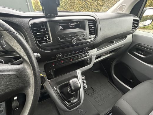 Peugeot Expert 2.0 HDI 123 PK / L2H1 / 1e EIG. / TREKHAAK / INRICHTING / AIRCO / CRUISE / BLUETOOTH / 6-BAK ActivLease financial lease