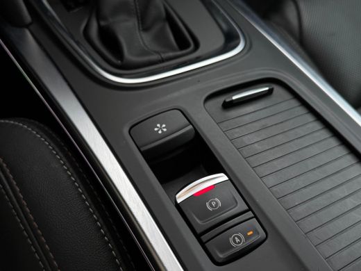 Renault M&eacute;gane Estate Estate 1.3 TCe 160 Business Edition One NL-AUTO | VOL LEDER | STOELVERWARMING ActivLease financial lease