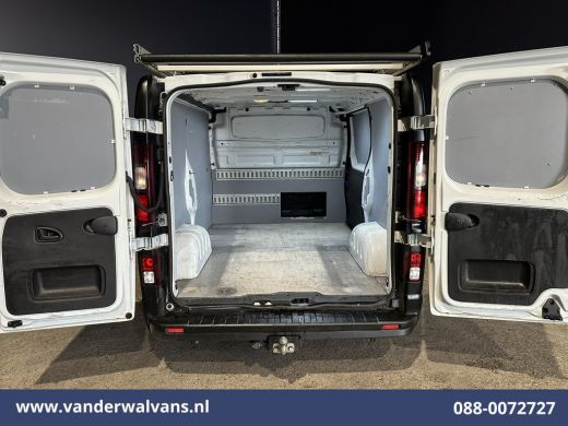 Renault Trafic 1.6 dCi 126pk L1H1 Euro6 Airco | Imperiaal | Navigatie | Trekhaak | Cruisecontrol | Parkeersensor... ActivLease financial lease
