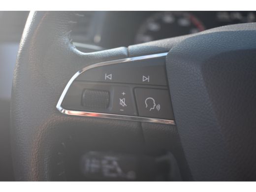 Seat Arona 1.0 TSI 95PK Style Business Intense | TREKHAAK | CAMERA | NAVIGATIE | CRUISE | CLIMATE CONTROL | LED ActivLease financial lease