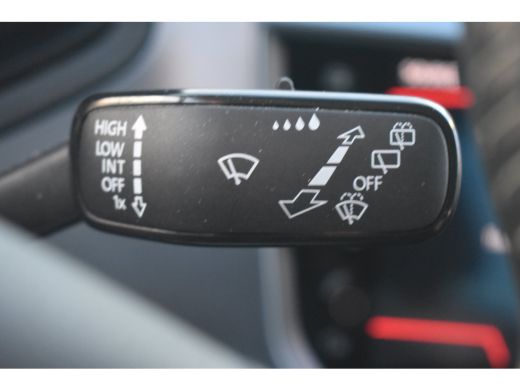 Seat Arona 1.0 TSI 95PK Style Business Intense | TREKHAAK | CAMERA | NAVIGATIE | CRUISE | CLIMATE CONTROL | LED ActivLease financial lease