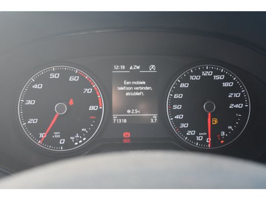 Seat Arona 1.0 TSI 95PK Style Business Intense | TREKHAAK | CAMERA | NAVIGATIE | CRUISE | CLIMATE CONTROL | LED ActivLease financial lease