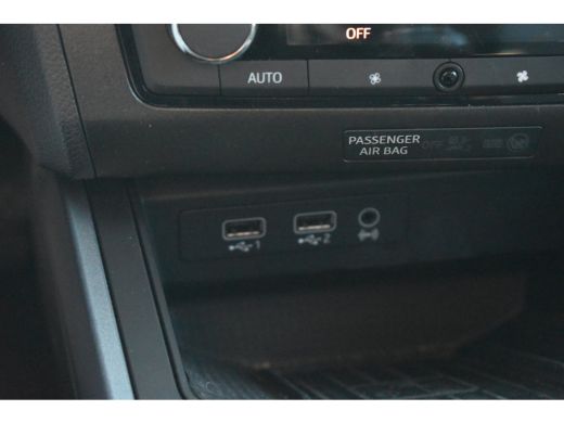 Seat Arona 1.0 TSI 95PK Style Business Intense | TREKHAAK | CAMERA | NAVIGATIE | CRUISE | CLIMATE CONTROL | LED ActivLease financial lease