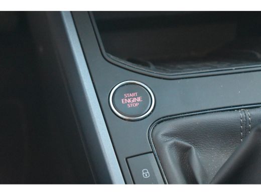 Seat Arona 1.0 TSI 95PK Style Business Intense | TREKHAAK | CAMERA | NAVIGATIE | CRUISE | CLIMATE CONTROL | LED ActivLease financial lease