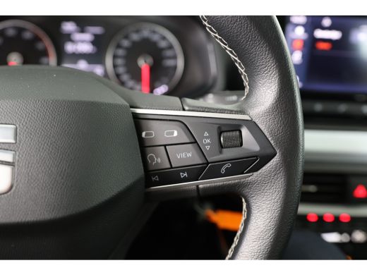 Seat Arona 1.0 TSI Style | 1e Eigenaar! | Navi by App | Clima | LED | Parkeersenoren | Cruise Control | Lich... ActivLease financial lease