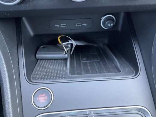 Seat Ateca 1.5 TSI Style Stoelverw. Carplay Trekhaak Business Intense ActivLease financial lease