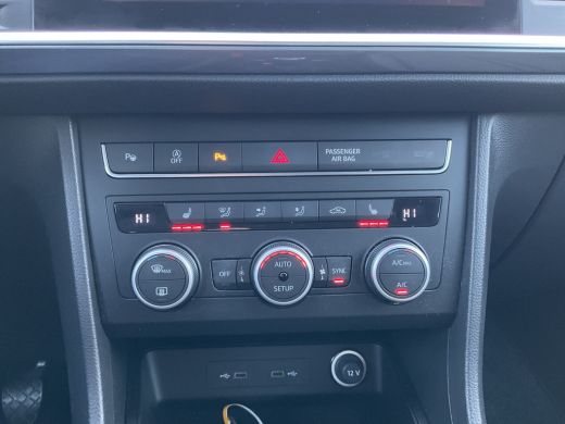 Seat Ateca 1.5 TSI Style Stoelverw. Carplay Trekhaak Business Intense ActivLease financial lease