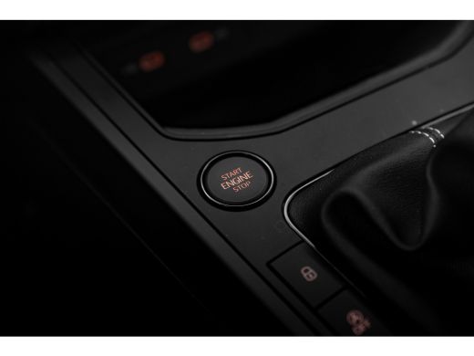 Seat Ibiza 1.0 EcoTSI 95pk FR Business Connect | Achteruitrijcamera | Airco (automatisch) | Cruise control a... ActivLease financial lease