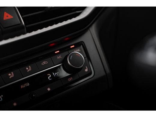 Seat Ibiza 1.0 EcoTSI 95pk FR Business Connect | Achteruitrijcamera | Airco (automatisch) | Cruise control a... ActivLease financial lease