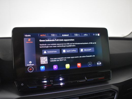 Seat Leon Sportstourer 1.0 eTSI Style Business Intense 111pk DSG/AUTO | Trekhaak | Camera achter | Adaptief... ActivLease financial lease