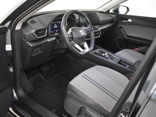 Seat Leon Sportstourer 1.0 eTSI Style Business Intense 111pk DSG/AUTO | Trekhaak | Camera achter | Adaptief... ActivLease financial lease