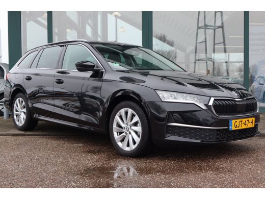 Skoda Octavia Combi 1.5 TSI MHEV Business Edition 149PK | Achteruitrijcamera | Cruise control | Draadloze telef... ActivLease financial lease