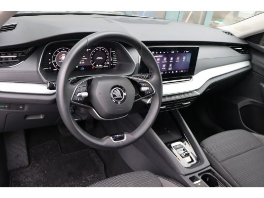 Skoda Octavia Combi 1.5 TSI MHEV Business Edition 149PK | Achteruitrijcamera | Cruise control | Draadloze telef... ActivLease financial lease