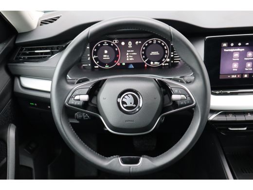 Skoda Octavia Combi 1.5 TSI MHEV Business Edition 149PK | Achteruitrijcamera | Cruise control | Draadloze telef... ActivLease financial lease