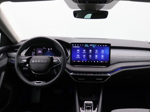 Skoda Octavia Combi 1.5 TSI MHEV Selection 115PK DSG Adaptieve Cruise Control, Parkeersensoren voor en achter, ... ActivLease financial lease