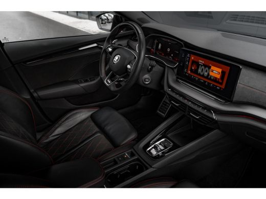 Skoda Octavia Combi 245 PK RS iV Head up | 360 Camera | Trekhaak | Adaptive cruise control | Massagefunctie | C... ActivLease financial lease