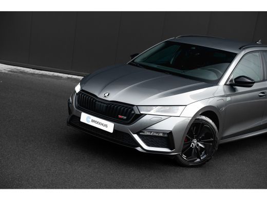 Skoda Octavia Combi 245 PK RS iV Head up | 360 Camera | Trekhaak | Adaptive cruise control | Massagefunctie | C... ActivLease financial lease