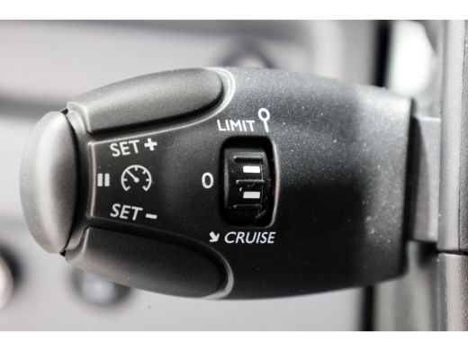 Toyota ProAce Worker 2.0 D-4D 122pk M Airco/Navi/Camera 01-2019 ActivLease financial lease