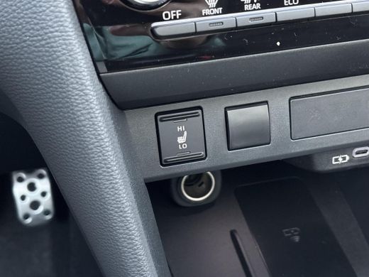 Toyota Yaris Cross 1.5 Hybrid 130 GR Sport **NIEUWE AUTO/ PANORAMA DAK/ DIRECT LEVERBAAR** ActivLease financial lease