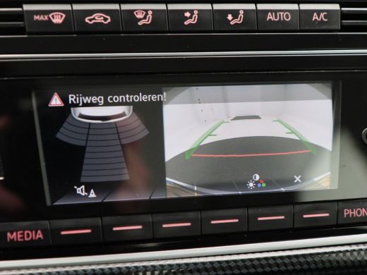 Volkswagen e-up! e-up! | Navigatiesysteem | Achteruitrijcamera | Cruise Control | ECC | 5-Deurs | 60.906 Km ActivLease financial lease