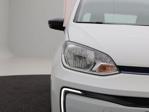 Volkswagen e-up! e-up! | Navigatiesysteem | Achteruitrijcamera | Cruise Control | ECC | 5-Deurs | 60.906 Km ActivLease financial lease