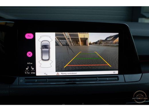 Volkswagen Golf 1.4 eHybrid GTE PANO IQ LIGHTS CAMERA ACC ActivLease financial lease