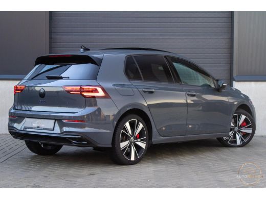 Volkswagen Golf 1.4 eHybrid GTE PANO IQ LIGHTS CAMERA ACC ActivLease financial lease