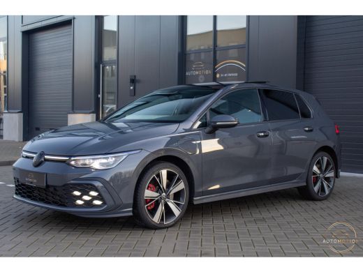 Volkswagen Golf 1.4 eHybrid GTE PANO IQ LIGHTS CAMERA ACC ActivLease financial lease