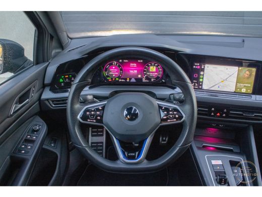 Volkswagen Golf 1.4 eHybrid GTE PANO IQ LIGHTS CAMERA ACC ActivLease financial lease