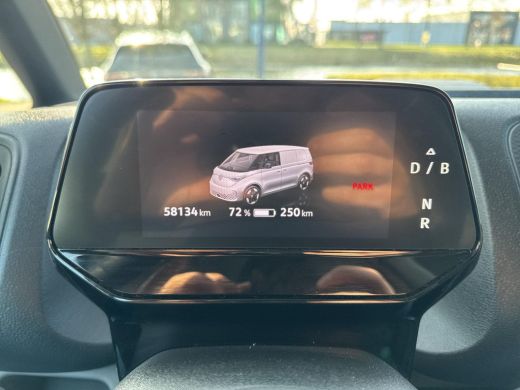 Volkswagen ID. Buzz Cargo Cargo 77 kWh | Trekhaak | Zeer compleet | L1 | 204 pk | SOH 97% | ActivLease financial lease