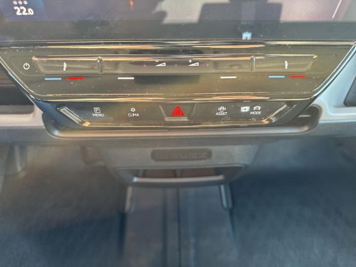 Volkswagen ID. Buzz Cargo Cargo 77 kWh | Trekhaak | Zeer compleet | L1 | 204 pk | SOH 97% | ActivLease financial lease