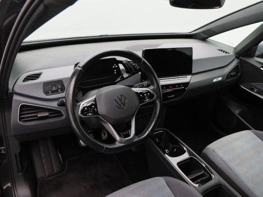Volkswagen ID.3 First 58 kWh 204 Pk Automaat | Adaptive Cruise | Navigatiesysteem | Stoelverwarming | CarPlay | L... ActivLease financial lease