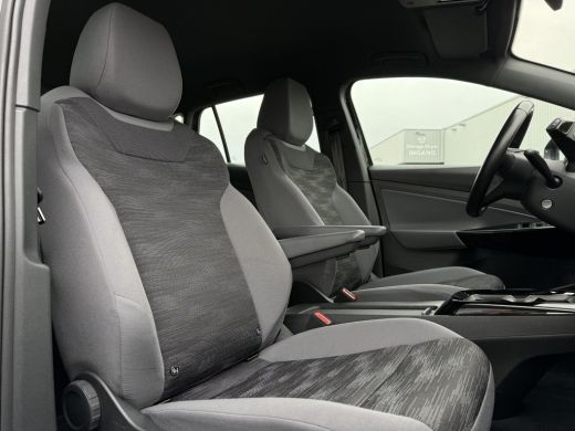 Volkswagen ID.4 Aut. Pro Edition 77kWh | Trekhaak | Navi | LED | Carplay | ActivLease financial lease