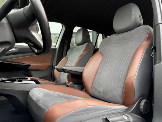 Volkswagen ID.4 First 77 kWh | Trekhaak | Camera | Navi | ActivLease financial lease