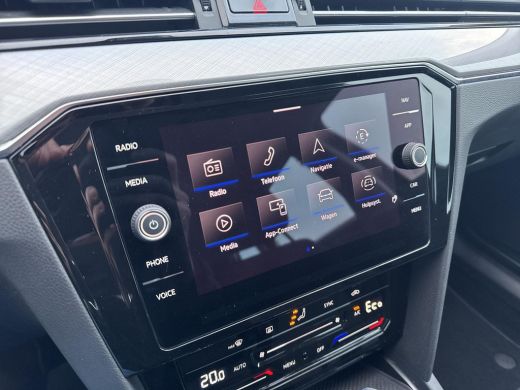 Volkswagen Passat Variant 1.4 TSI PHEV GTE Business | Elec. Klep | LED | App Connect | Trekhaak | SOH 94% | ActivLease financial lease