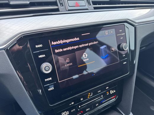 Volkswagen Passat Variant 1.4 TSI PHEV GTE Business | Elec. Klep | LED | App Connect | Trekhaak | SOH 94% | ActivLease financial lease