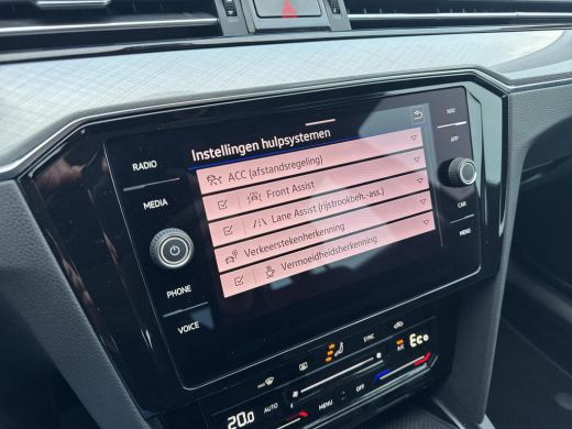 Volkswagen Passat Variant 1.4 TSI PHEV GTE Business | Elec. Klep | LED | App Connect | Trekhaak | SOH 94% | ActivLease financial lease