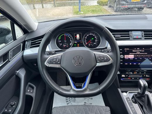 Volkswagen Passat Variant 1.4 TSI PHEV GTE Business | Elec. Klep | LED | App Connect | Trekhaak | SOH 94% | ActivLease financial lease