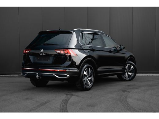 Volkswagen Tiguan 1.4 TSI eHybrid 245PK DSG | Panorama Dak | Apple Carplay | Navi | ActivLease financial lease
