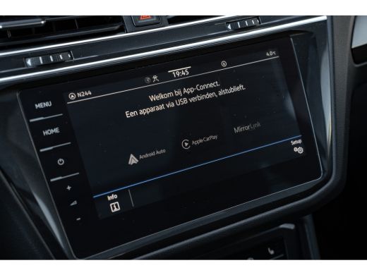 Volkswagen Tiguan 1.4 TSI eHybrid 245PK DSG | Panorama Dak | Apple Carplay | Navi | ActivLease financial lease