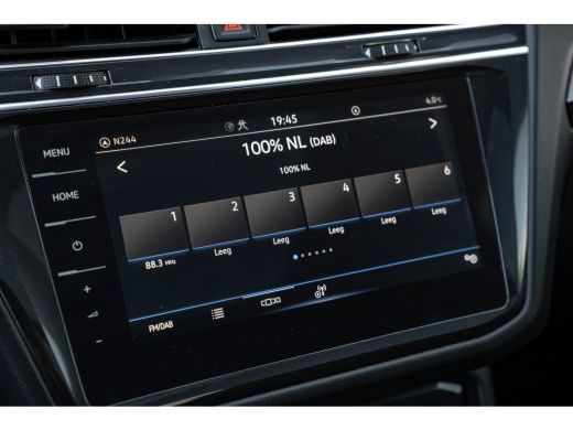 Volkswagen Tiguan 1.4 TSI eHybrid 245PK DSG | Panorama Dak | Apple Carplay | Navi | ActivLease financial lease