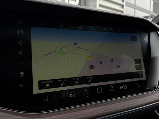 Volkswagen Touareg 3.0 TSi eHybrid 340 pk 4MOTION Elegance | Luchtvering | Elektrische Panoramadak | Achteruitrijcam... ActivLease financial lease