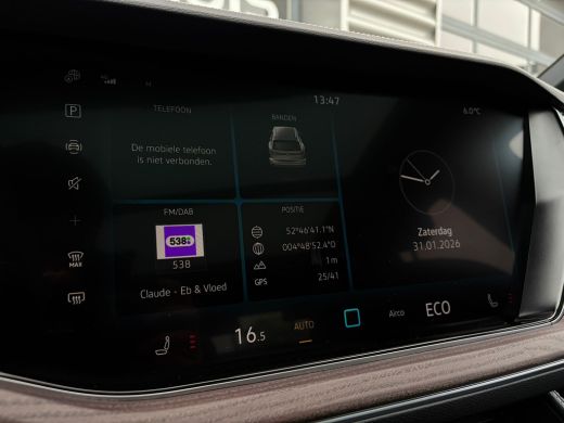 Volkswagen Touareg 3.0 TSi eHybrid 340 pk 4MOTION Elegance | Luchtvering | Elektrische Panoramadak | Achteruitrijcam... ActivLease financial lease