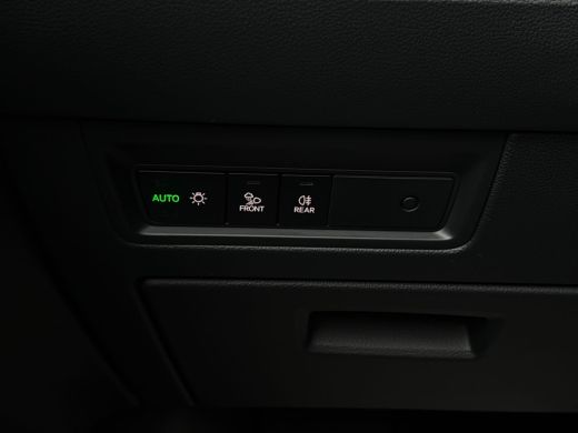 Volkswagen Touareg 3.0 TSi eHybrid 340 pk 4MOTION Elegance | Luchtvering | Elektrische Panoramadak | Achteruitrijcam... ActivLease financial lease